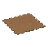 Hundsportgolv HD von WARCO im Farbdesign Terra Cotta mit den Abmessungen 1000 x 1000 x 18 mm. Produktfoto von Artikel 3943 in der Aufsicht von schräg vorne.