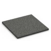 Terrassplatta Classic von WARCO im Farbdesign Mörkgrå granit mit den Abmessungen 50 x 50 x 3 cm. Produktfoto von Artikel 6354 in der Aufsicht von schräg vorne.