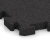Detailaufnahme der Randausprägung von WARCO-Produkt 4185, Gummibeläggning för sport, Format 500 x 500 x 40 mm, Farbe Anthracite.