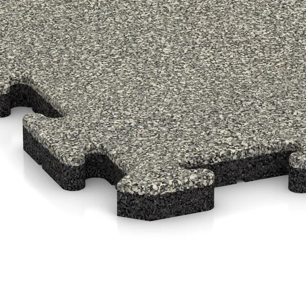 Detailaufnahme der Randausprägung von WARCO-Produkt 2727, Poolplatta, Format 500 x 500 x 30 mm, Farbe Ljus Granit.