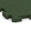 Detailaufnahme der Randausprägung von WARCO-Produkt 4175, Gummibeläggning för sport HD, Format 500 x 500 x 30 mm, Farbe Gräsgrön.