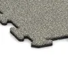 Detailaufnahme der Randausprägung von WARCO-Produkt 3941, Hundsportgolv HD, Format 1000 x 1000 x 18 mm, Farbe Ljus Granit.