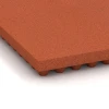 Detailaufnahme der Randausprägung von WARCO-Produkt 3644, Lyxig stallmatta, Format 100 × 50 × 5,5 cm, Farbe Tegelröd.
