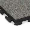 Detailaufnahme der Randausprägung von WARCO-Produkt 1424, Terrassplatta Classic, Format 500 x 500 x 50 mm, Farbe Grå Granit.