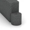 Detailaufnahme der Randausprägung von WARCO-Produkt 2577, Gummiblock, Format 100 x 15 x 30 cm, Farbe Skiffergrå.