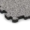 Detailaufnahme der Randausprägung von WARCO-Produkt 4452, Gummiklickplatta, Format 306 x 306 x 20 mm, Farbe Grå Melange.
