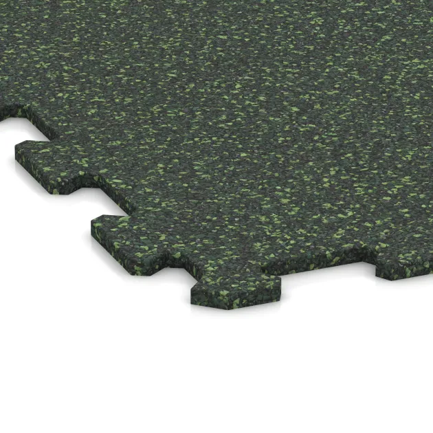 Detailaufnahme der Randausprägung von WARCO-Produkt 1022, Fitnessgolv Kompakt, Format 970 x 970 x 8 mm | 0,94 m, Farbe Engelsk Gräsmatta.