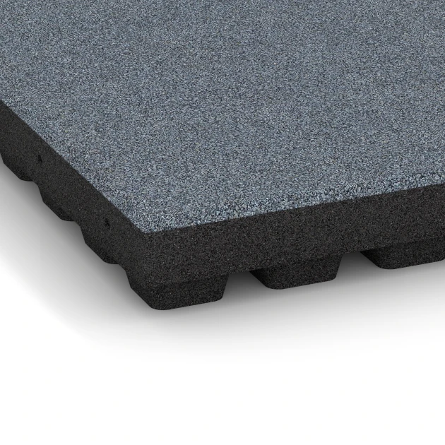 Detailaufnahme der Randausprägung von WARCO-Produkt 6142, Fallskyddsplatta – 205 cm, Format 50 x 50 x 7 cm, Farbe Grafitgrå.