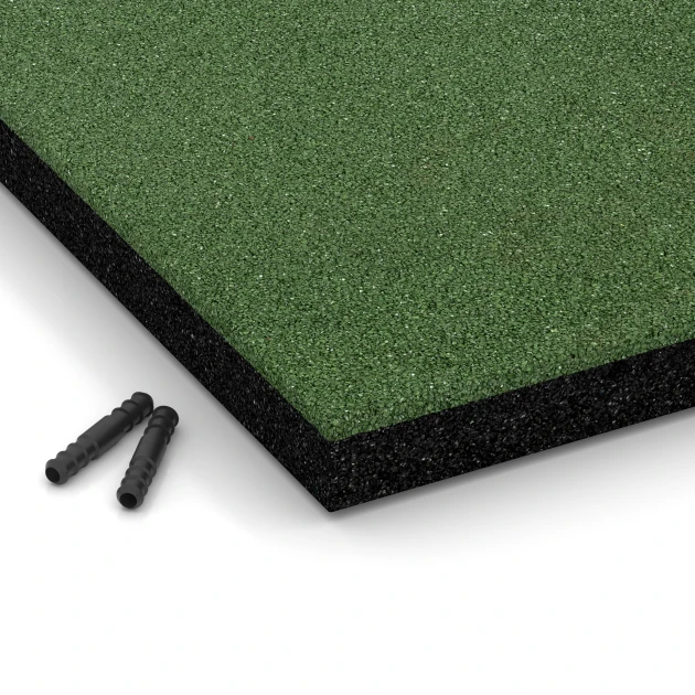 Detailaufnahme der Randausprägung von WARCO-Produkt 6261, Fallskyddsplatta – 150 cm, Format 50 x 50 x 4,5 cm, Farbe Gräsgrön.