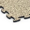 Detailaufnahme der Randausprägung von WARCO-Produkt 6802, Agilitygolv hundsport, Format 44,6 x 44,6 x 1,8 cm, Farbe Travertin.