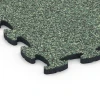 Detailaufnahme der Randausprägung von WARCO-Produkt 6897, Hundsportgolv inomhus, Format 44,6 x 44,6 x 1,8 cm, Farbe Engelskt gräs.