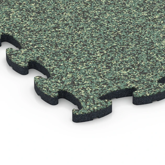 Detailaufnahme der Randausprägung von WARCO-Produkt 6897, Hundsportgolv inomhus, Format 44,6 x 44,6 x 1,8 cm, Farbe Engelskt gräs.