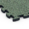 Detailaufnahme der Randausprägung von WARCO-Produkt 6879, Fitness Max gymgolv, Format 44,6 x 44,6 × 2,8 cm, Farbe Engelskt gräs.