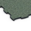 Detailaufnahme der Randausprägung von WARCO-Produkt 6852, Fitness Active gymgolv, Format 97,1 x 97,1 x 2,8 cm, Farbe Engelskt gräs.