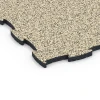 Detailaufnahme der Randausprägung von WARCO-Produkt 6856, Fitness Active gymgolv, Format 97,1 x 97,1 x 2,8 cm, Farbe Travertin.
