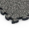 Detailaufnahme der Randausprägung von WARCO-Produkt 6769, Poolkantplattor, Format 28,9 x 28,9 x 1,8 cm, Farbe Mörkgrå granit.