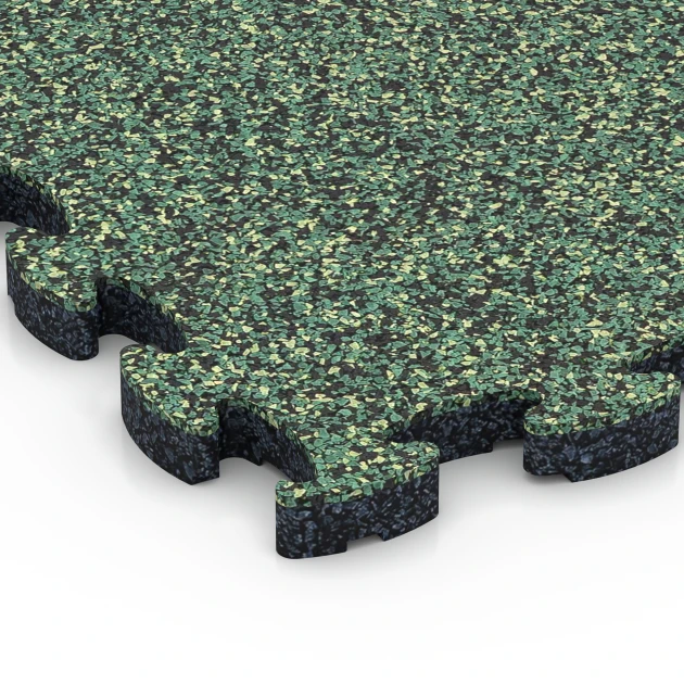 Detailaufnahme der Randausprägung von WARCO-Produkt 6771, Poolkantplattor, Format 28,9 x 28,9 x 1,8 cm, Farbe Engelskt gräs.
