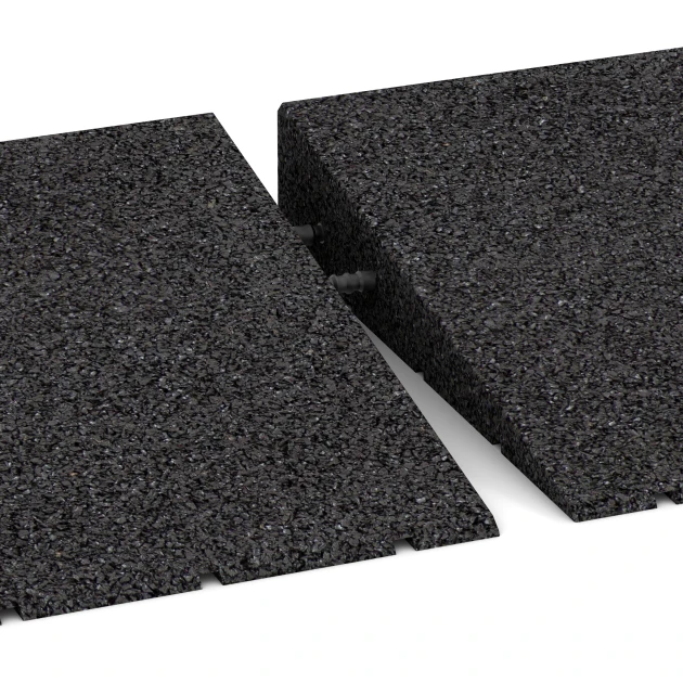 Großaufnahme vom Verbindungssystem von WARCO-Boden 2548 - Tröskelramp 75 cm im Farbdesign Antracit. Abmessungen 75 x 30 cm | 8 < 65 mm.