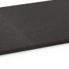 Großaufnahme vom Verbindungssystem von WARCO-Boden 6475 - Underlagsplatta Kl. 1 im Farbdesign Antracit. Abmessungen 52 x 52 x 1,8 cm.