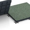 Großaufnahme vom Verbindungssystem von WARCO-Boden 7143 - Gymgolv för utomhusbruk im Farbdesign Engelskt gräs. Abmessungen 60 x 60 x 4 cm | 0,36 m².