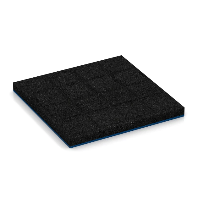 Aufsicht auf die Unterseite, also die Bodenseite von WARCO-Formteil 6262 - Fallskyddsplatta – 150 cm im Format 50 x 50 x 4,5 cm.