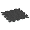 Aufsicht auf die Unterseite, also die Bodenseite von WARCO-Formteil 6857 - Fitness Active gymgolv im Format 97,1 x 97,1 x 2,8 cm.