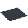 Aufsicht auf die Unterseite, also die Bodenseite von WARCO-Formteil 6968 - Fitness Premium studiogolv im Format 99 x 99 x 1,8 cm.